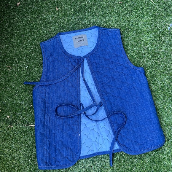 Damson Madder Gillet Vest - Picture 2 of 3